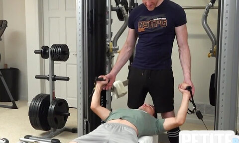 Petite Gym Twink Sucked And Barebacked By Tall Gaydaddy Gay Porn